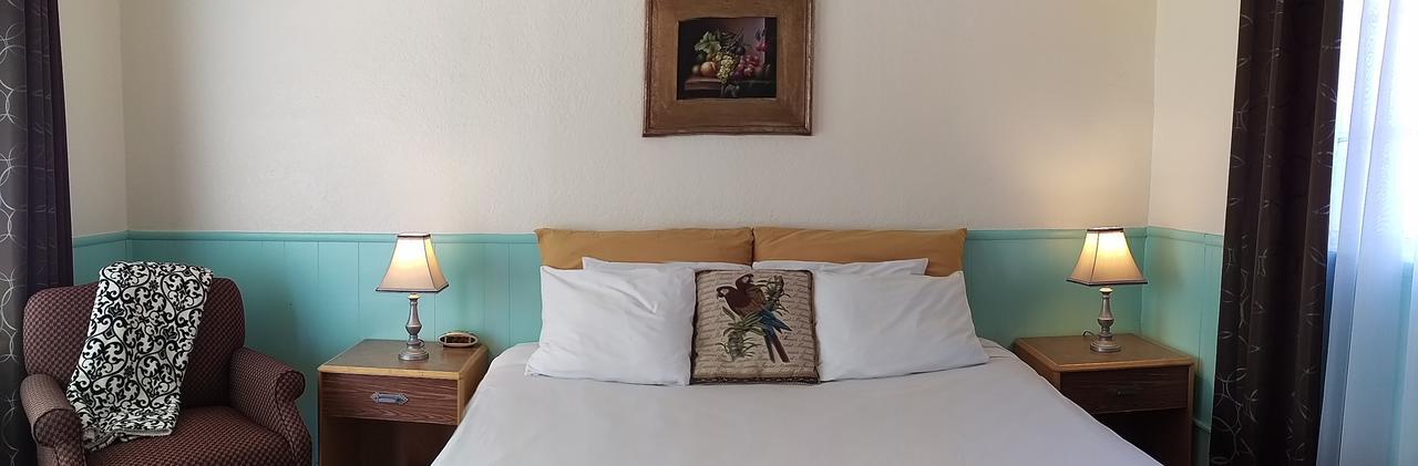 Rocket Inn Трут-ор-Консекуенсес Екстер'єр фото